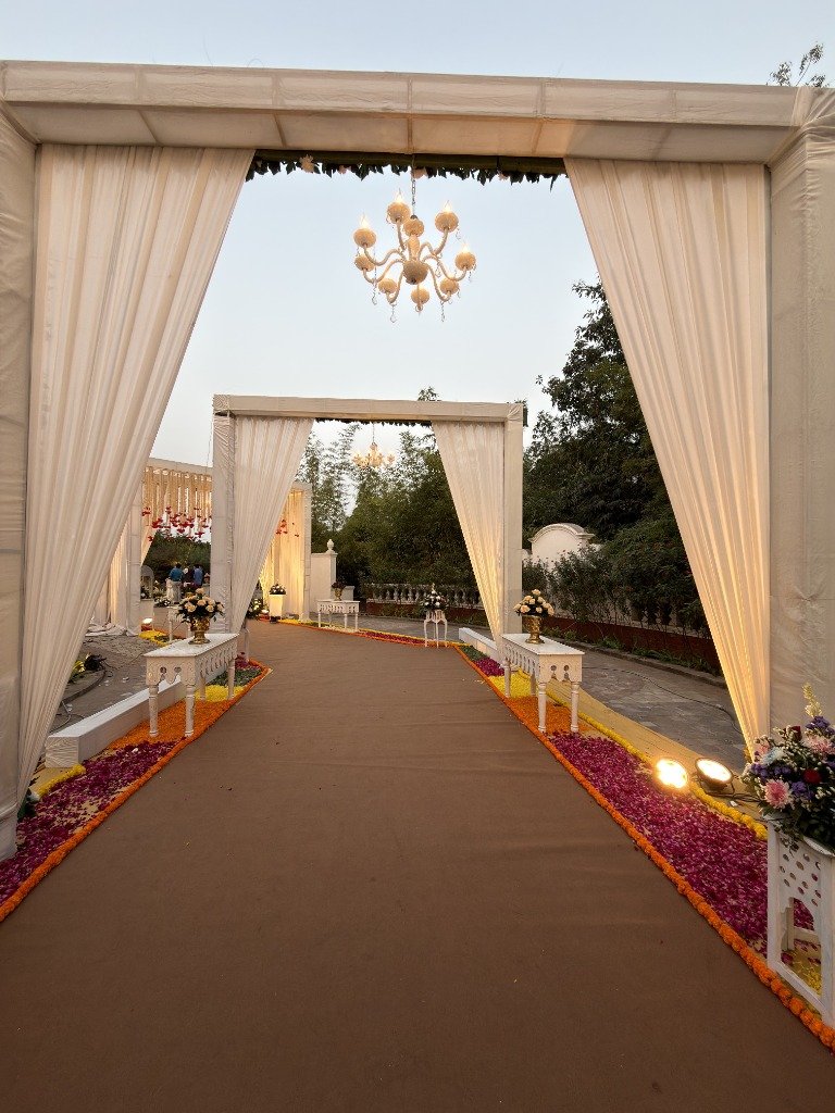 Final Walkthrough - Grand Entrance Light & Floral Setup